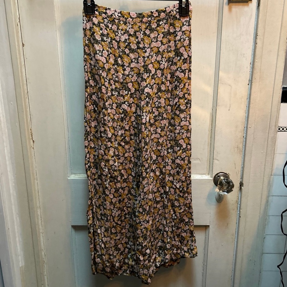 American eagle floral pants